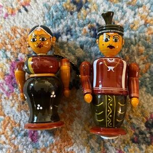 Etikoppaka wooden wedding couple